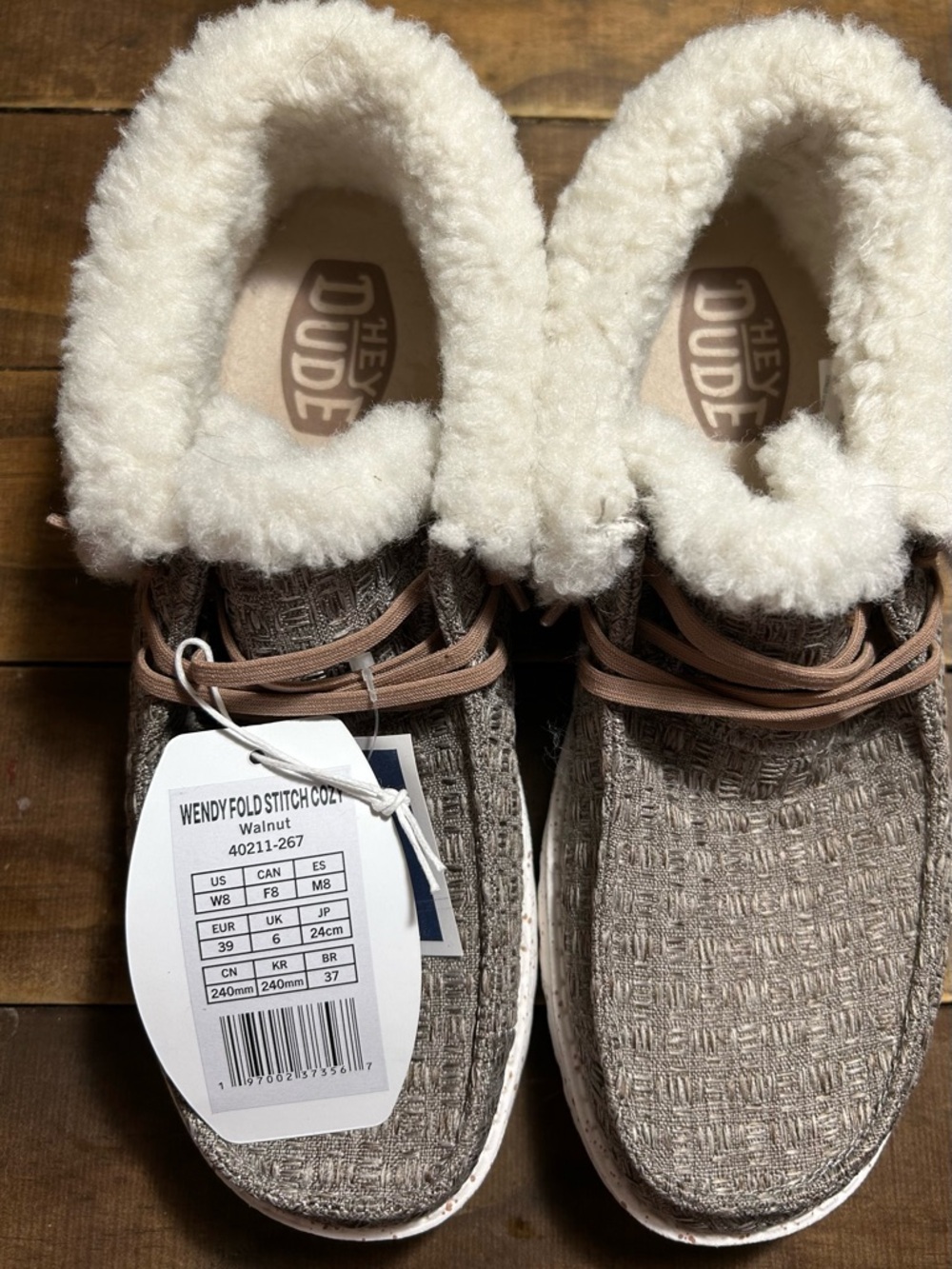 Hey Dude Wendy Fold Stitch Boot Cozy - Walnut with Natural Size W8